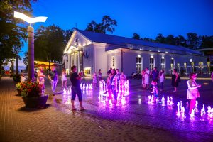 Izklaides vasarīgā septembra sestdienā