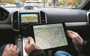 Kā labāk lietot automašīnu GPS navigācijas ierīces un aplikācijas
